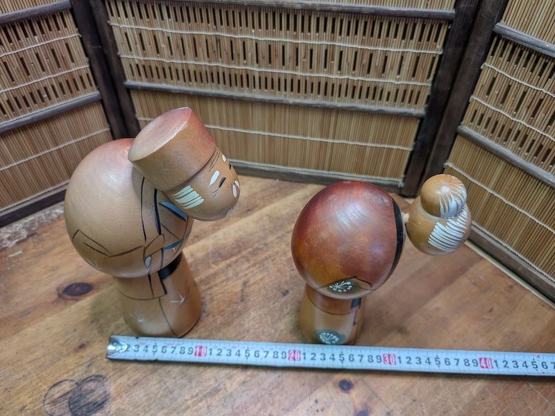Japanese Vintage Kokeshi Doll Set Hand-Painted Couple Auction Japan