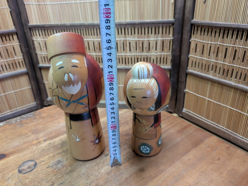 Japanese Vintage Kokeshi Doll Set Hand-Painted Couple Auction Japan