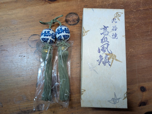 Vintage Kutani Ware Scroll Weights Set w Box Japanese Kakejiku Decor