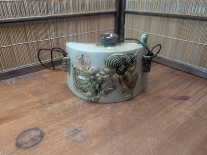 Vintage Japanese Shisa Wall Vase Shigaraki Ceramic Okinawa Folk Art
