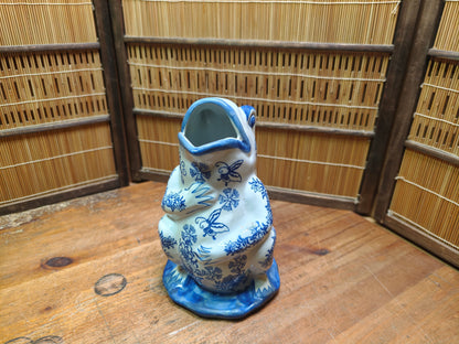 Vintage Blue White Frog Pitcher Ceramic Chinoiserie Gurgle Jug Japan