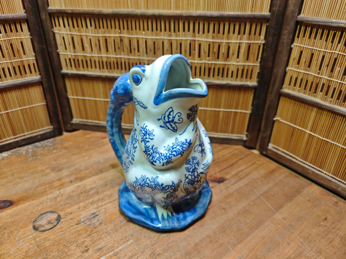 Vintage Blue White Frog Pitcher Ceramic Chinoiserie Gurgle Jug Japan