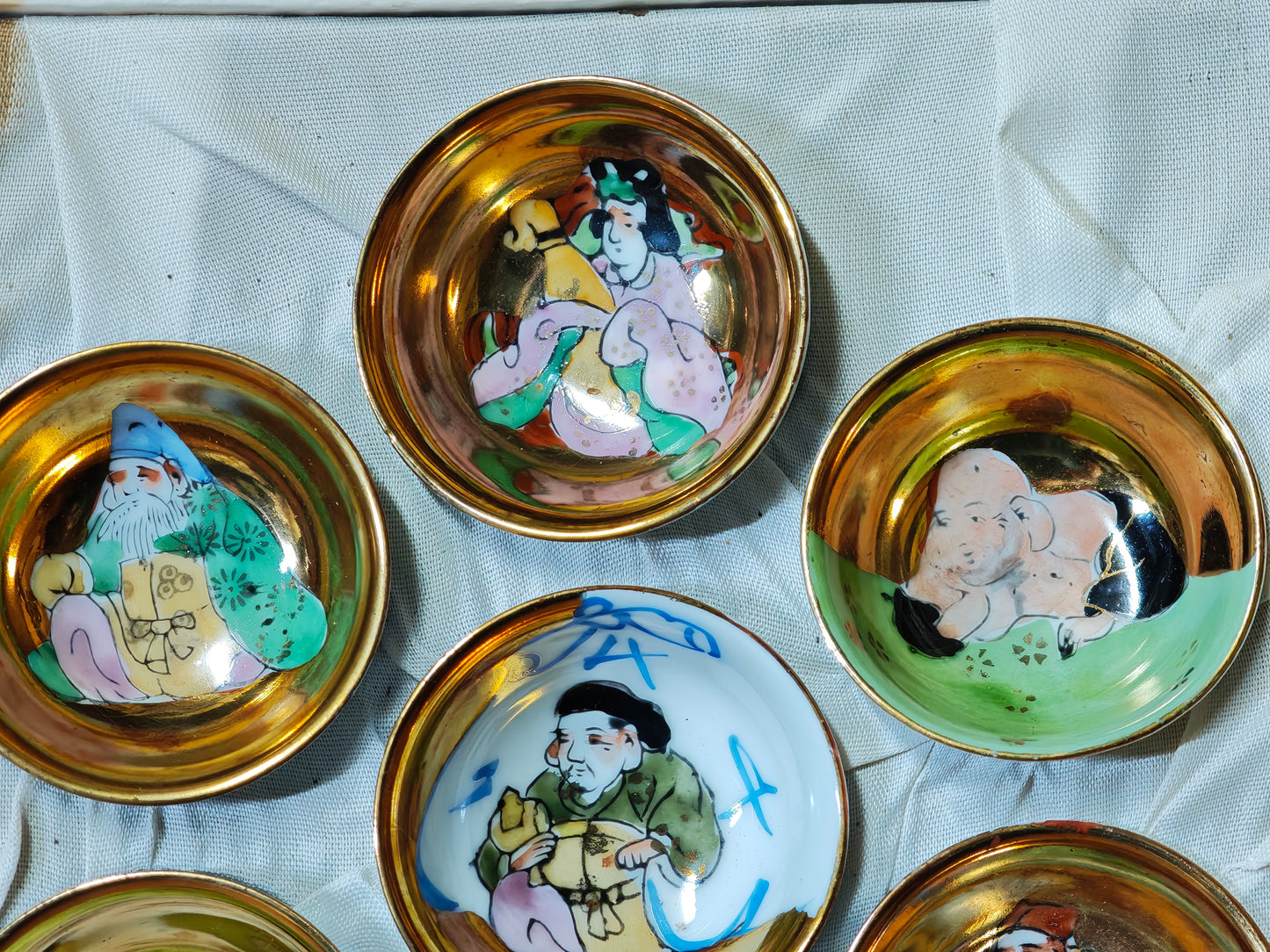 Rare Kutani Sakazuki Sake Cup Set Seven Lucky Gods Gold Japan Box
