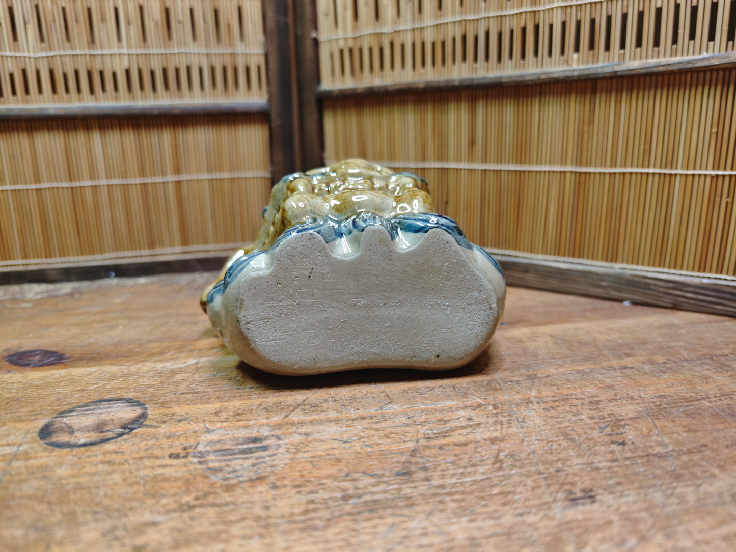 Japanese Vintage Shigaraki Shisa Wall Vase Okinawa Lion Dog Ceramic