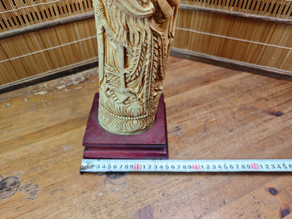 Large Chinese Guanyin Statue 28in Resin Goddess of Mercy Buddhist Figure Asia