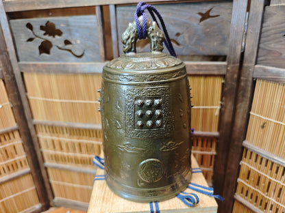 Large Japanese Bronze Buddhist Temple Bell Bonsho Ryuzu Antique