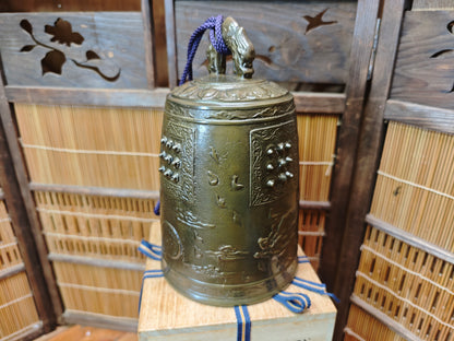 Large Japanese Bronze Buddhist Temple Bell Bonsho Ryuzu Antique