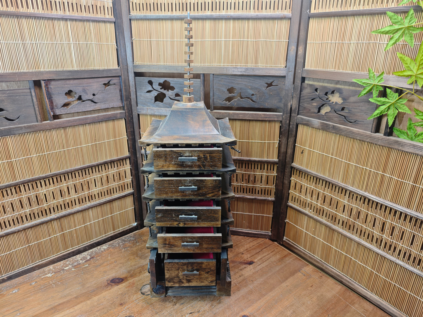 Large Japanese Vintage 5 Story Wooden Pagoda Goju-no-to Yaki Sugi Antique Japan
