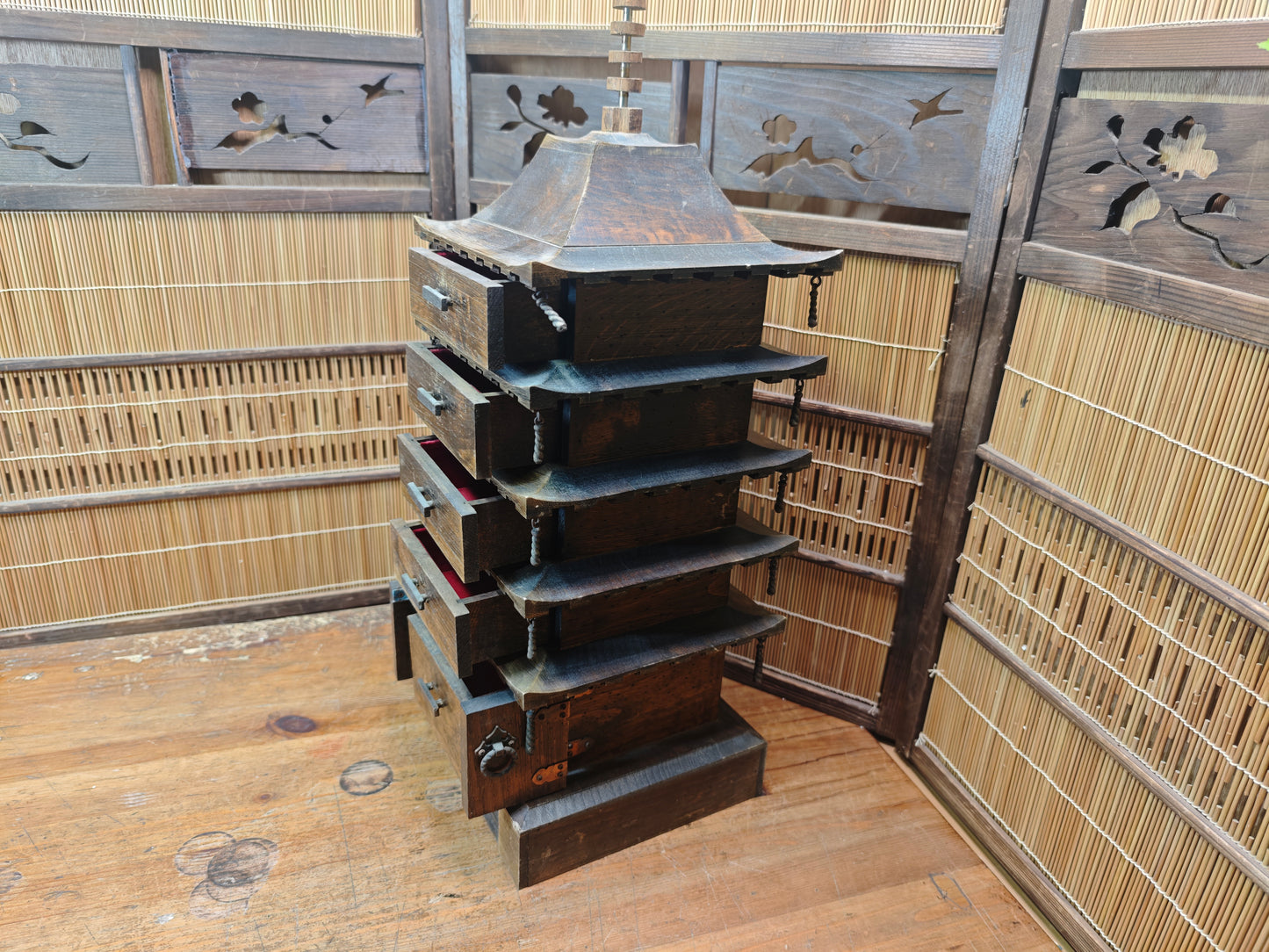 Large Japanese Vintage 5 Story Wooden Pagoda Goju-no-to Yaki Sugi Antique Japan