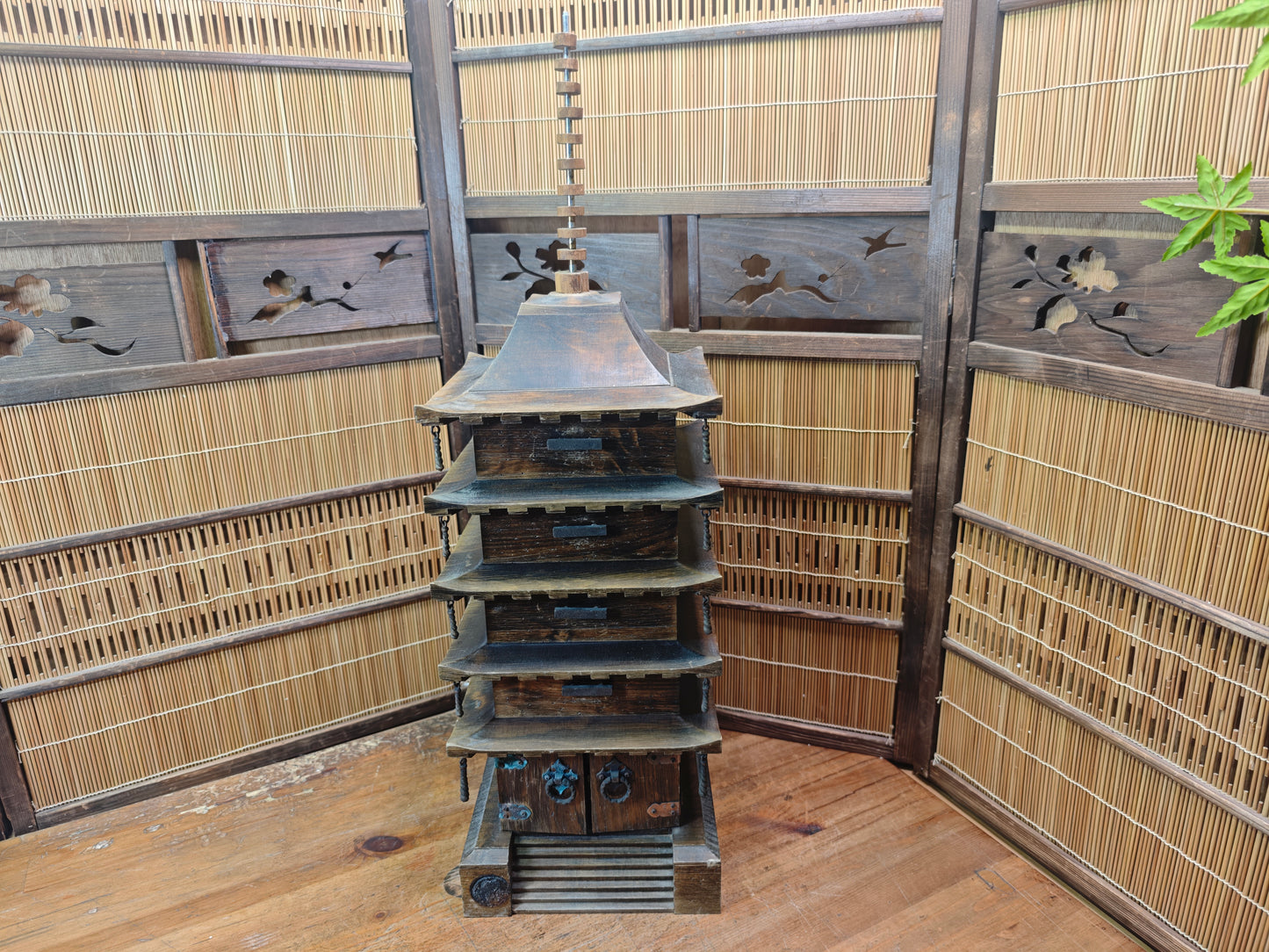 Large Japanese Vintage 5 Story Wooden Pagoda Goju-no-to Yaki Sugi Antique Japan