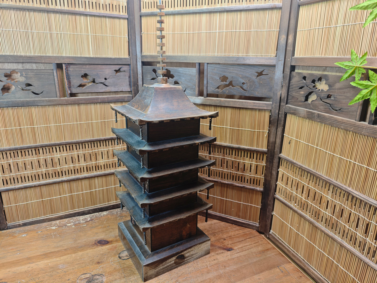 Large Japanese Vintage 5 Story Wooden Pagoda Goju-no-to Yaki Sugi Antique Japan
