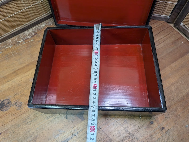 Japanese Antique Lacquer Box Artist Signed Urushi Japan Auction