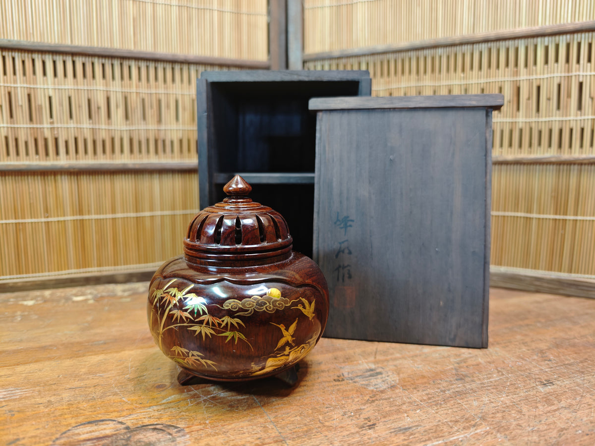 Rare Japanese Antique Wooden Koro Incense Burner Maki-e Shell Inlay