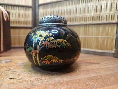 Japanese Wooden Koro Incense Burner Gold Maki-e Mother Pearl Inlay