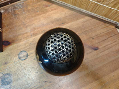 Japanese Wooden Koro Incense Burner Gold Maki-e Mother Pearl Inlay