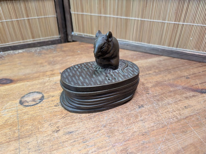 1900s Japanese Bronze Koro Incense Burner Koban Shape Mouse Auction JP