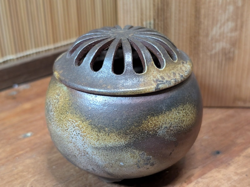 Japanese Bizen Ware Incense Burner Koro with Wooden Box Antique