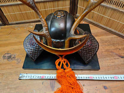 Rare 1950s Japanese Kabuto Katana Stand Cast Iron Signed Auction JP