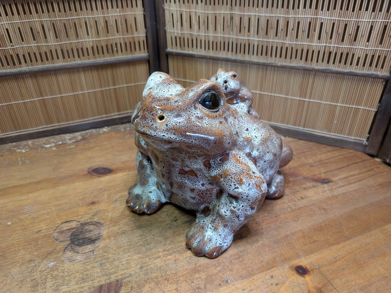 Rare Shigaraki Ware Frog Statue Handmade Japanese Ceramic Kaeru