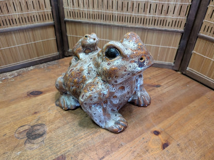Rare Shigaraki Ware Frog Statue Handmade Japanese Ceramic Kaeru