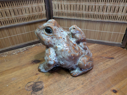 Rare Shigaraki Ware Frog Statue Handmade Japanese Ceramic Kaeru