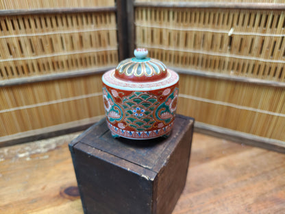 Rare Japanese Antique Kutani Ware Koro Incense Burner with Wooden Box