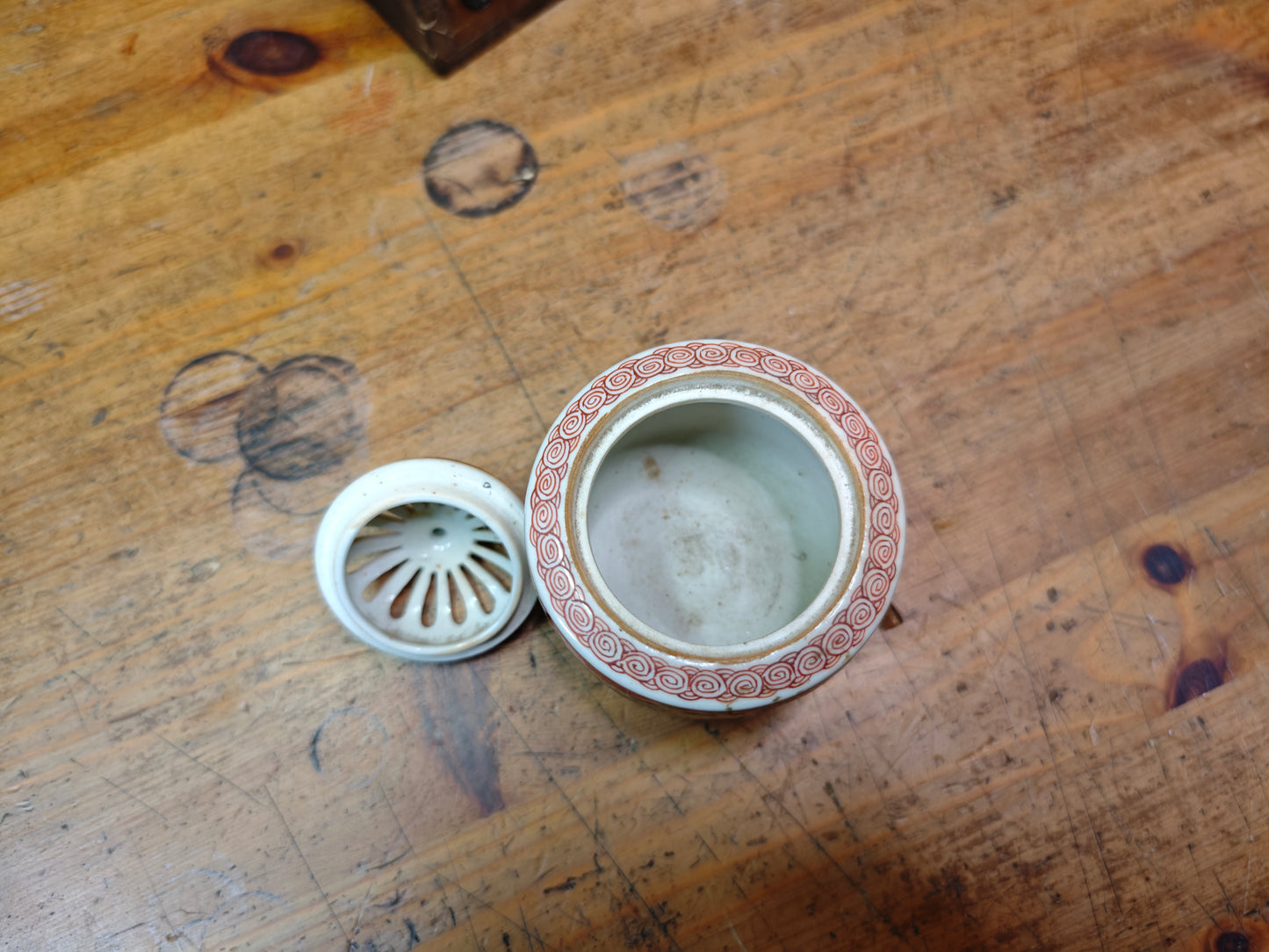 Rare Japanese Antique Kutani Ware Koro Incense Burner with Wooden Box