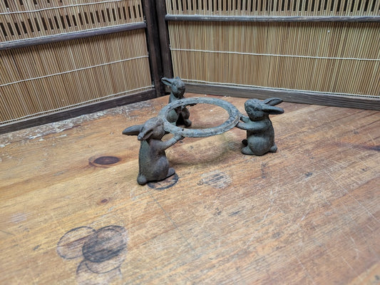 Vintage Japanese Rabbit Cast Iron Trivet Nabeshiki Showa Rare Decor