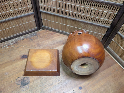 Traditional Japanese Showa 62 Solid Wood Daruma Hand-Carved 3kg Japan Auction
