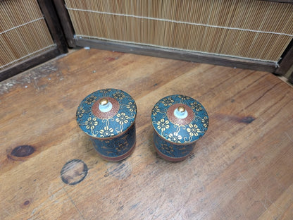 Vintage Kutani Ware Tea Cups Set 1960s Japanese Yunomi with Lids