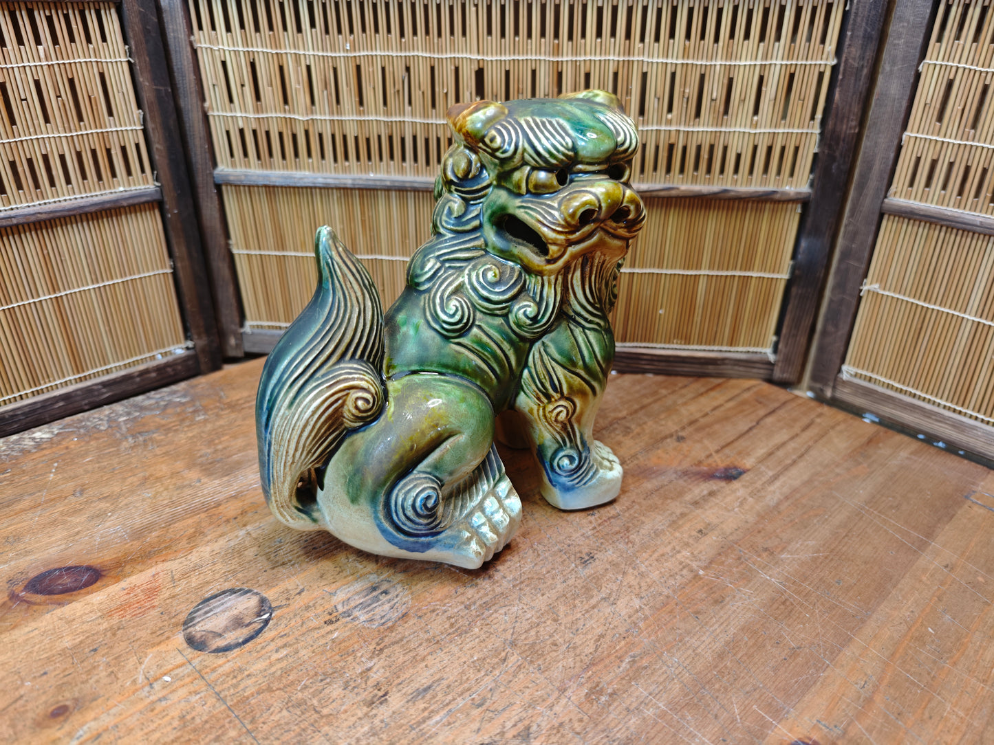 Vintage Female Okinawan Shisa Lion Guardian Statue Ceramic Auction JP