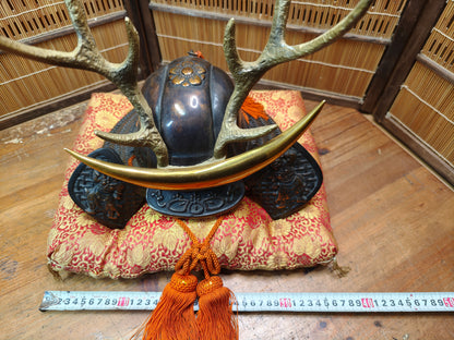 Vintage Japanese Samurai Kabuto Helmet Sword Display Stand Steel Heavy