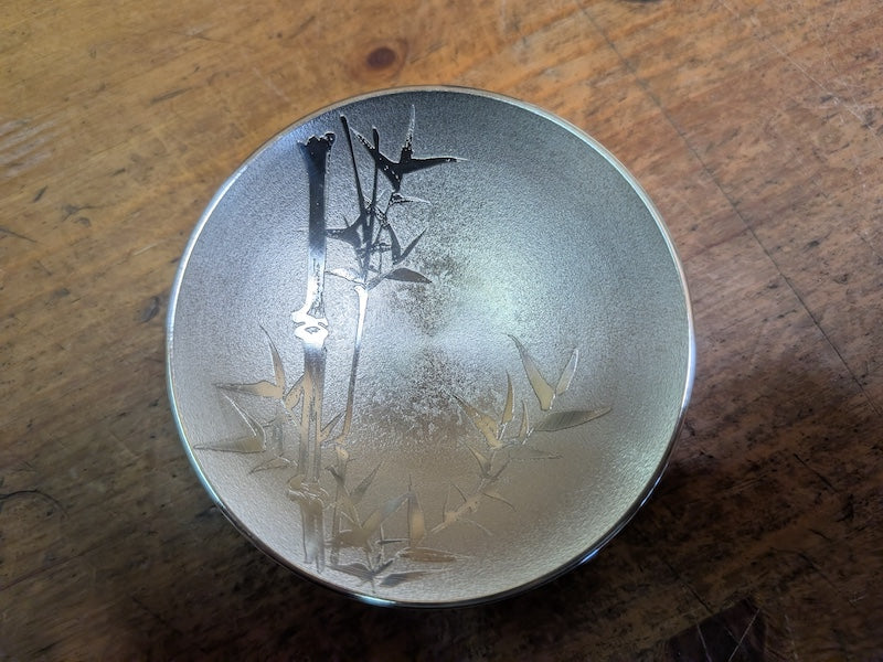 Authentic Osaka Naniwa Suzuki Tin Sake Cup Set Shōchikubai in Wood Box