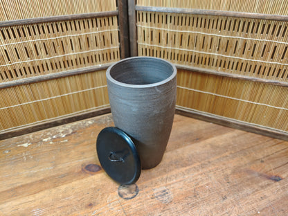 Vintage Bizen Mizusashi Jar lacquered wood Lid Japanese Tea Ceremony