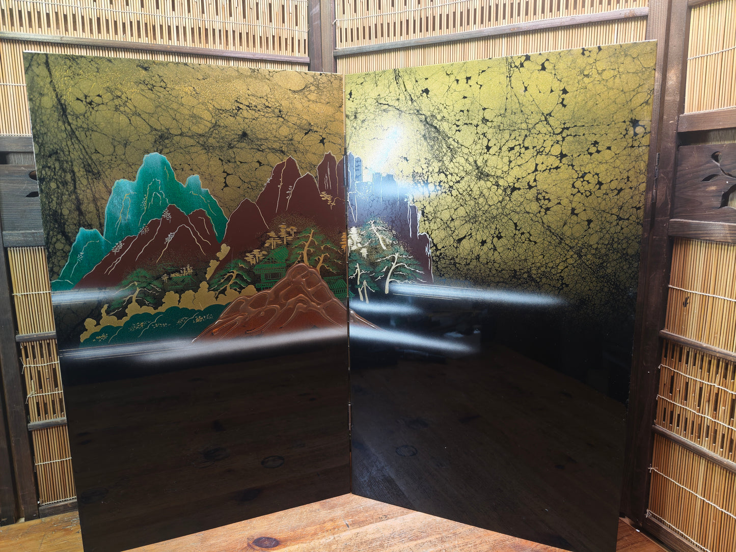 Vintage Japanese 1980s Black Lacquer Byobu Screen Marble Sansui 20S