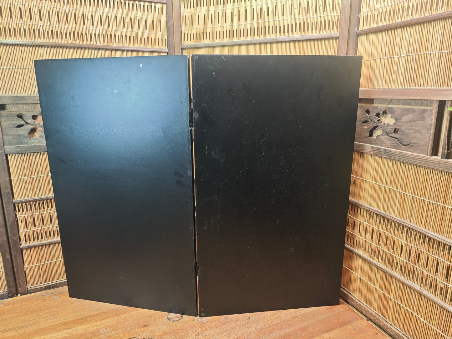 Vintage Japanese 1980s Black Lacquer Byobu Screen Marble Sansui 20S