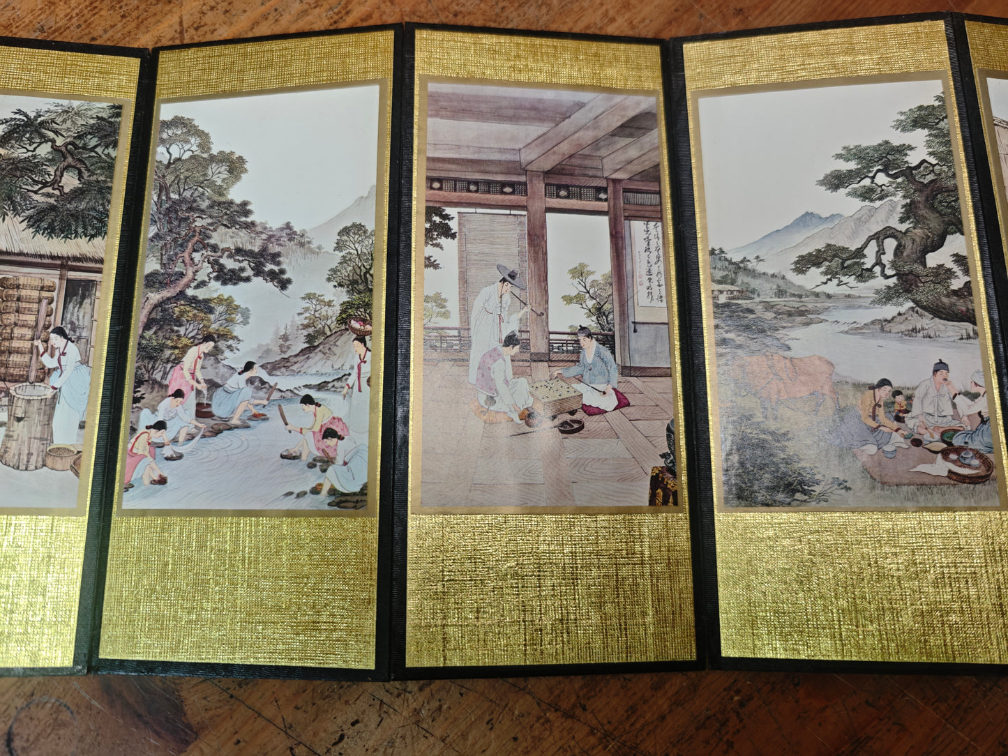 Vintage Japanese Byobu 8 Panel Folding Screen Hand Painted Gold Rare Art