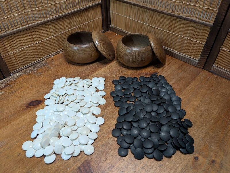 Vintage Japanese Go Game Set Shell & Slate Stones in Wooden Bowls