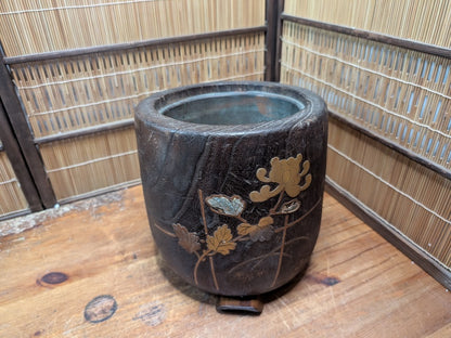 Japanese Hibachi S Size Makie Lacquer Chrysanthemum Brazier Tea Ceremony
