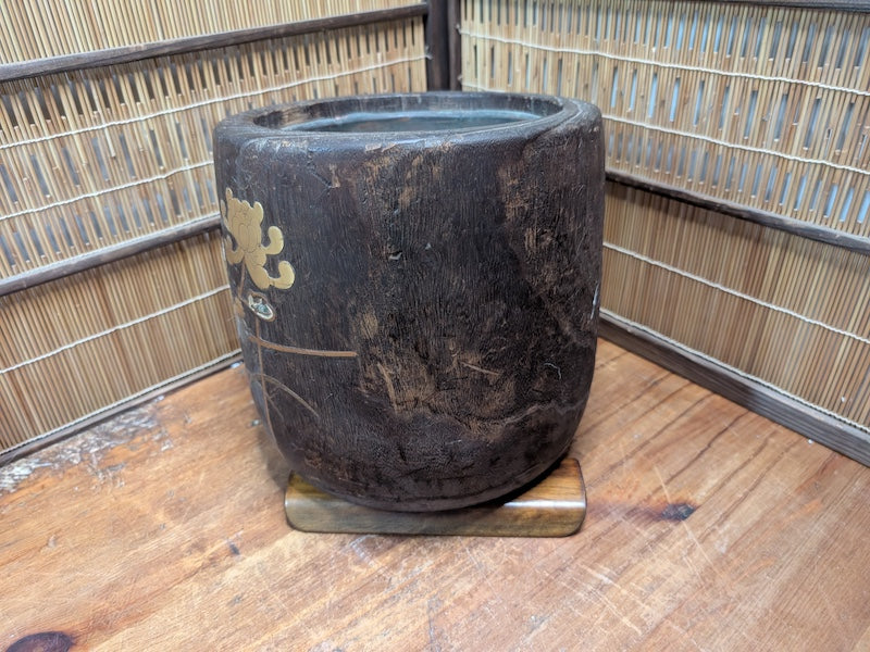 Japanese Hibachi S Size Makie Lacquer Chrysanthemum Brazier Tea Ceremony