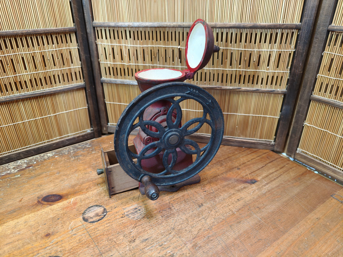 Vintage Japanese Kalita Dia Mill Coffee Grinder Cast Iron Manual Grinder