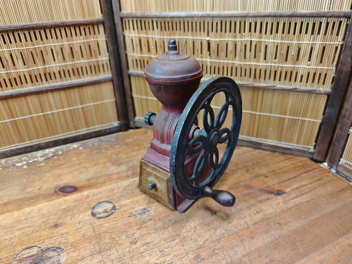 Vintage Japanese Kalita Dia Mill Coffee Grinder Cast Iron Manual Grinder
