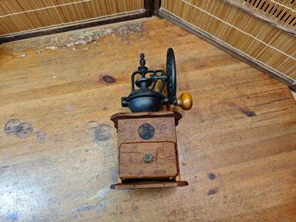 Vintage Japanese Manual Coffee Grinder Wood Steel Hand-Crank Coffee Mill