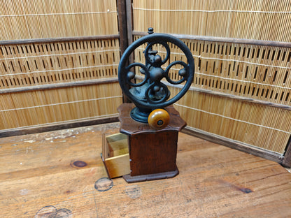 Vintage Japanese Manual Coffee Grinder Wood Steel Hand-Crank Coffee Mill