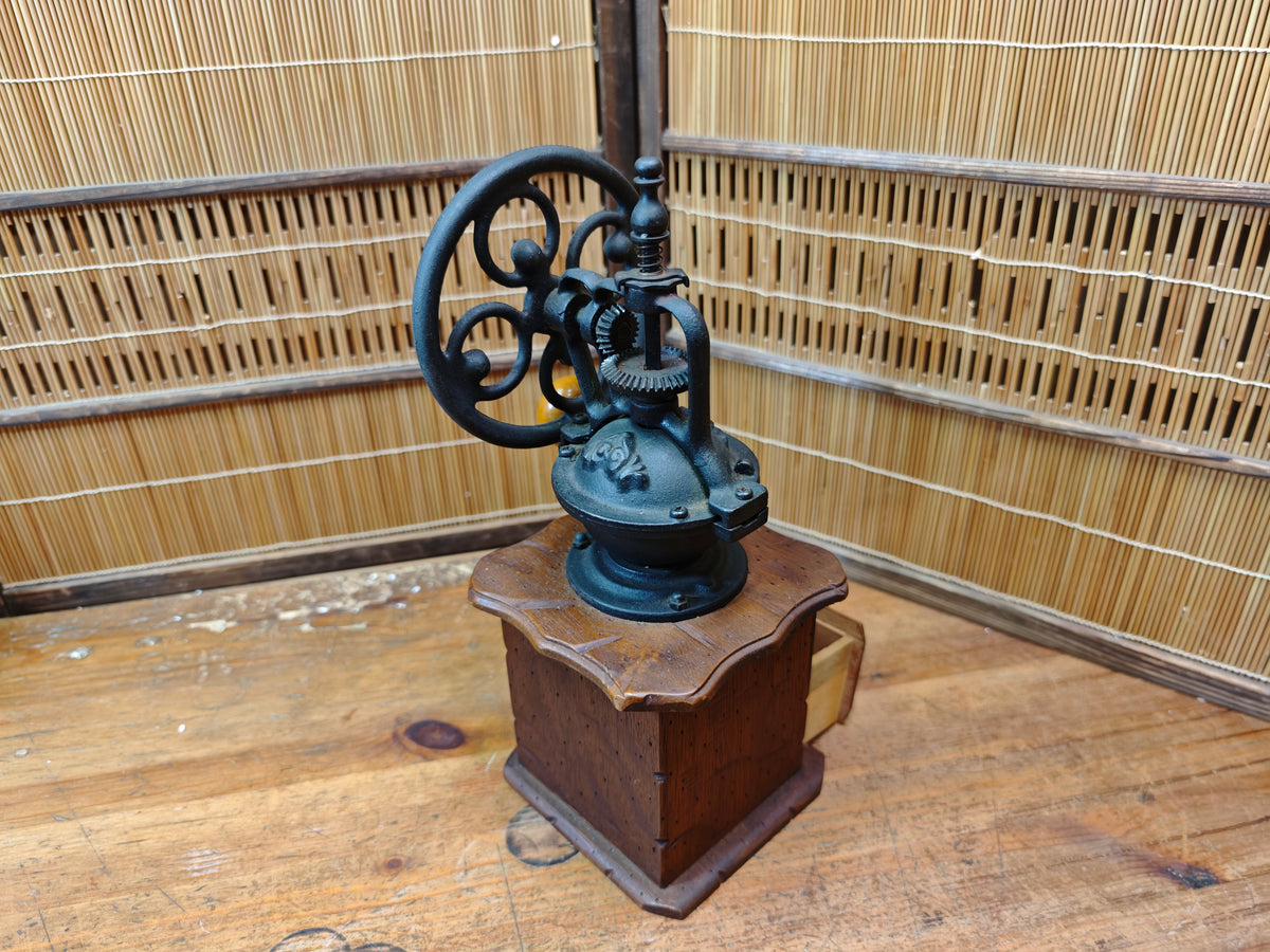 Vintage Japanese Manual Coffee Grinder Wood Steel Hand-Crank Coffee Mill
