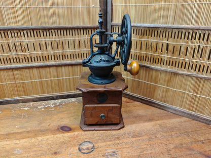 Vintage Japanese Manual Coffee Grinder Wood Steel Hand-Crank Coffee Mill