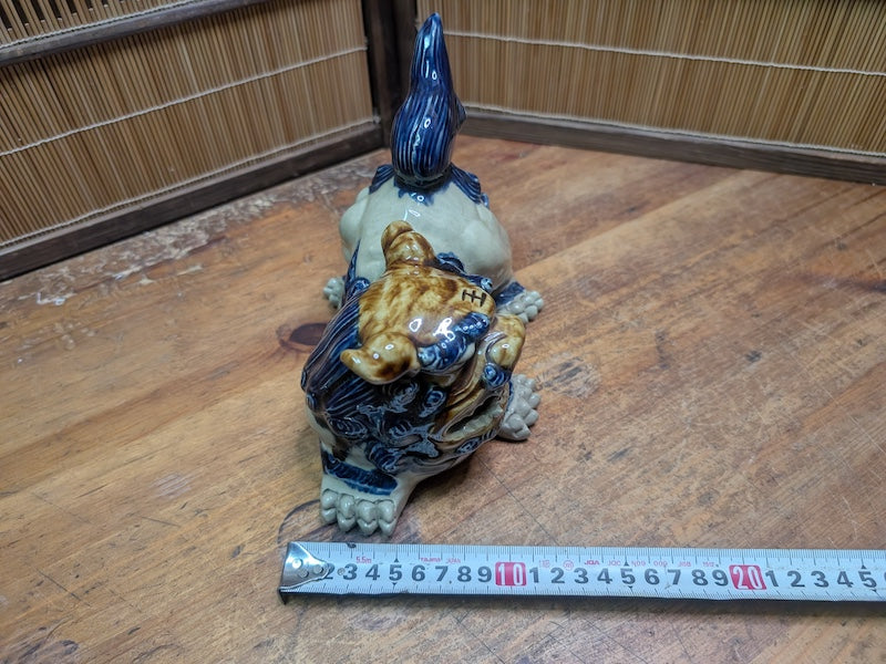 Vintage Japanese Shisa Lion Statue Okinawa Right-Side Japan Auction