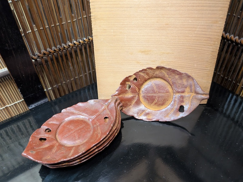 Vintage Nambu Iron Coaster 1960s Japanese Cast Iron Leaf Design Signed