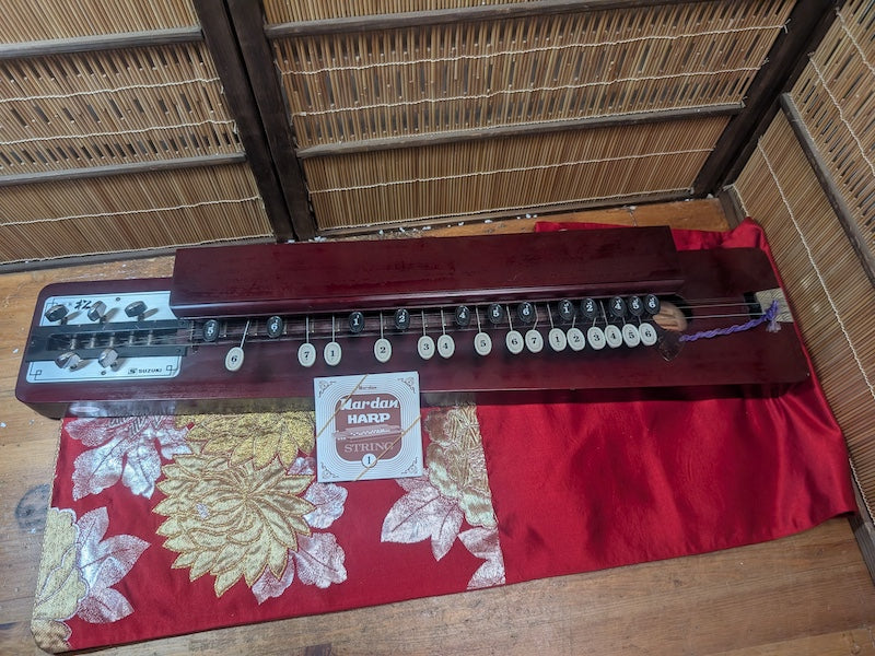 Vintage Suzuki Taisho Koto 1980s Japanese String Instrument